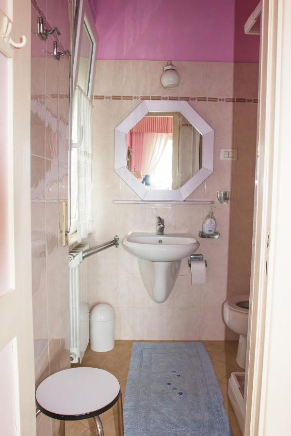 B&B Golfo Dei Poeti เลริชี ภายนอก รูปภาพ