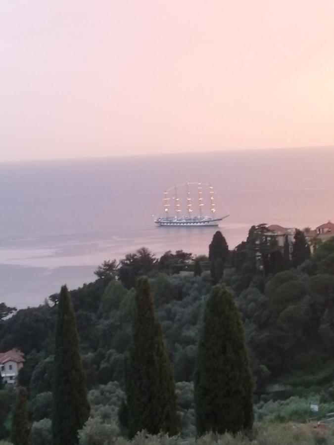 B&B Golfo Dei Poeti เลริชี ภายนอก รูปภาพ