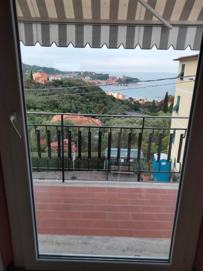 B&B Golfo Dei Poeti เลริชี ภายนอก รูปภาพ
